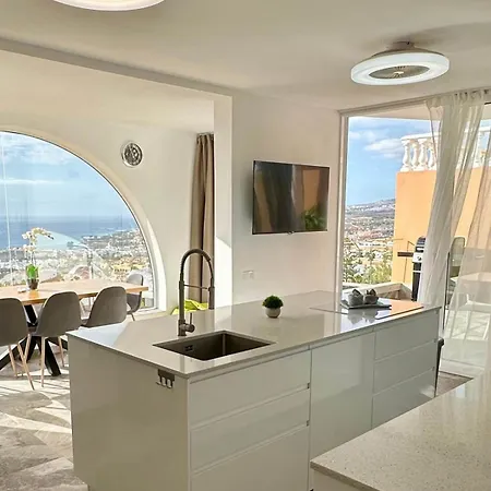 Ocean View Tenerife Вілла