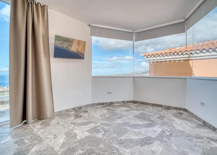 Ocean View Tenerife 아데제